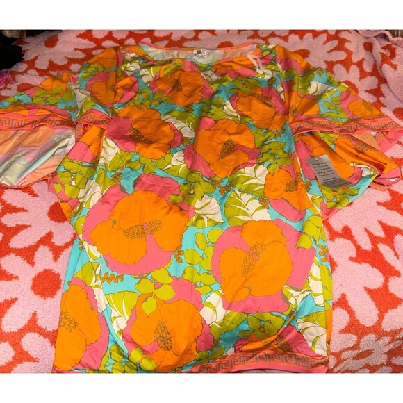 Trina  Turk NWT floral top - Picture 1 of 4